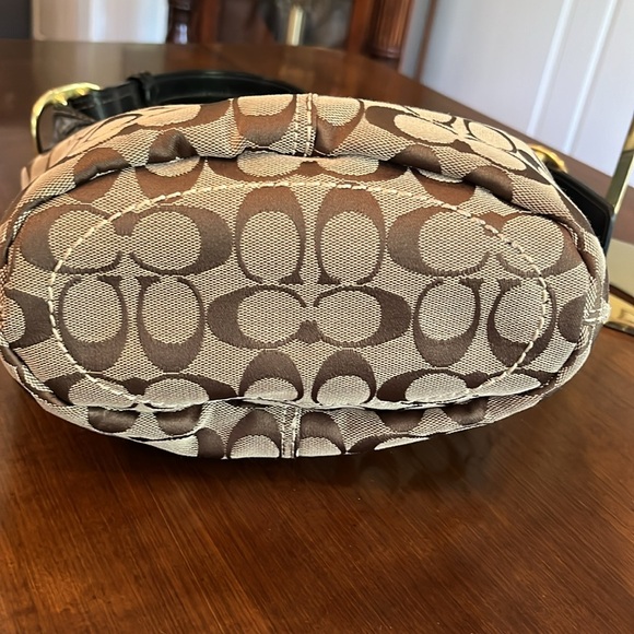 Coach Leatherware Hobo Bag - Picture 3 of 12